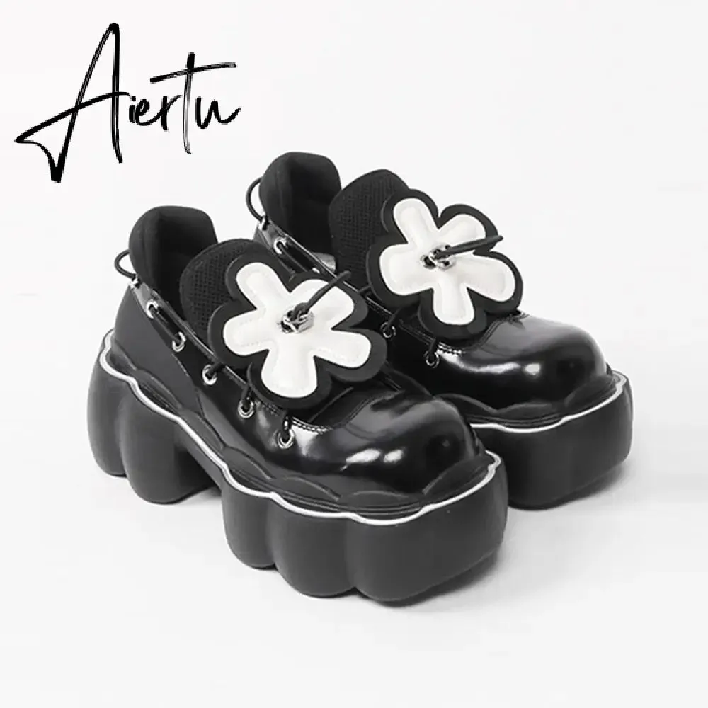 Aiertu Womens Lolita Flowers Bowknot Gothic Punk Shoes Creepers Pumps Japanese Harajuku Platform Girls Round Toe New