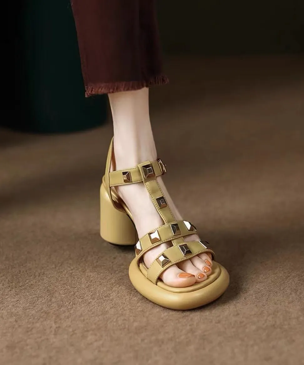 Casual Yellow Rivet Sandals Buckle Strap Chunky Sandals LY4398