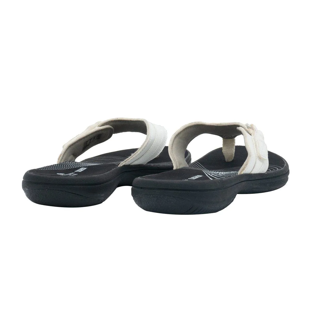 Clarks Cloudsteppers Breeze Sea Sandals Flip Flops Fabric White Colour For Women