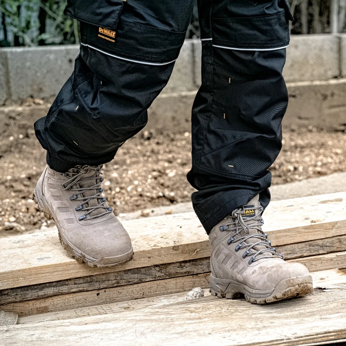 DEWALT Sharpsburg Mens, Lightweight, Steel Toe, Safety Work Boot