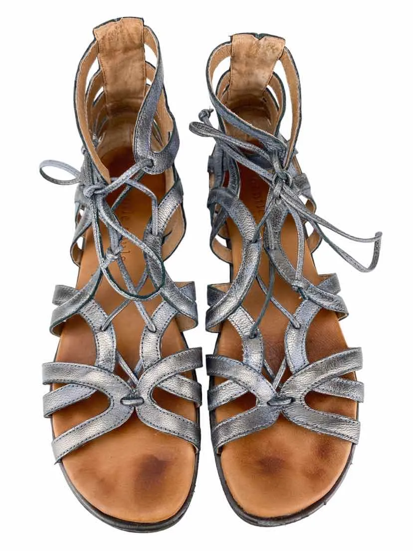 Gentle Souls Kenneth Cole Women's Break-My-Heart Sandal Graphite Size 8.5