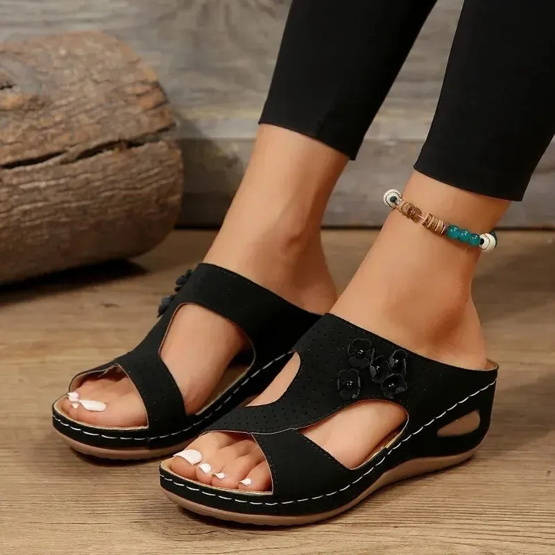 Hnzxzm New Summer Women Wedge Slippers Plus Size Retro Flower Roman Sandals Woman Lightweight Non Slip Beach Slides Female
