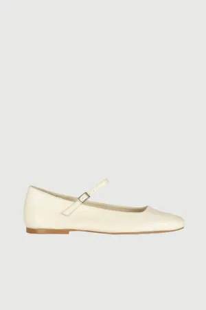 Julieta Mary Janes in Ivory Leather