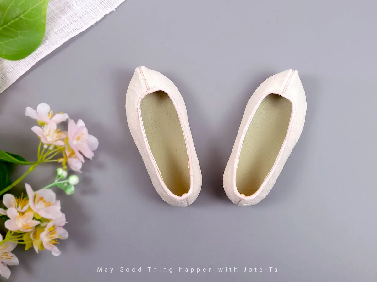 Light Pink Lace Baby Girl Hanbok Shoes