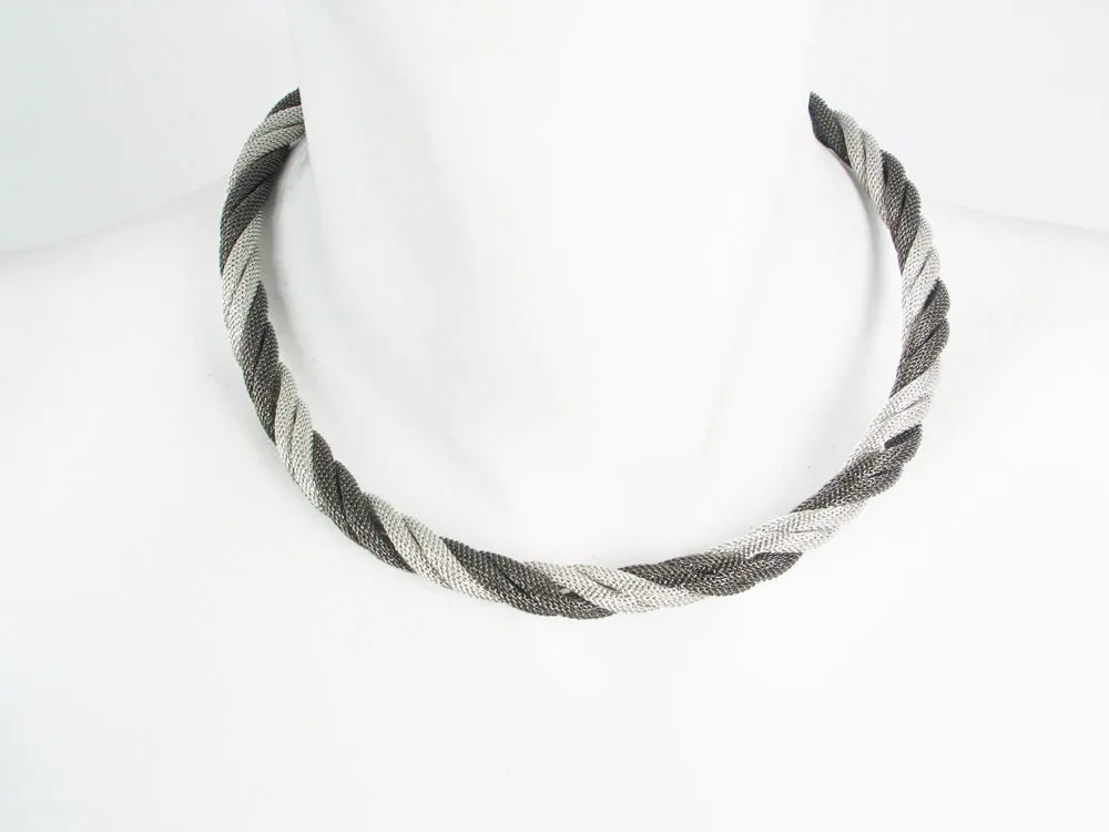 Medium Twisted Mesh Necklace