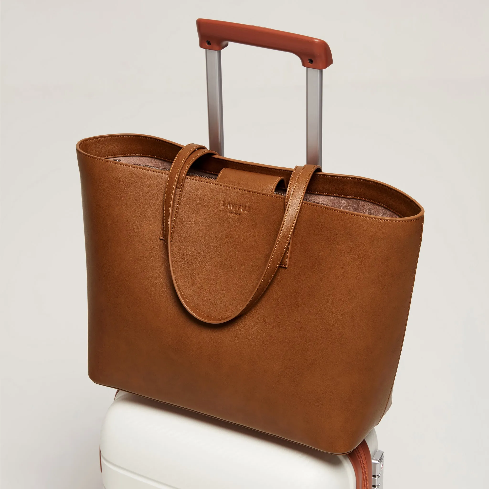 Sienna - Triple Compartment