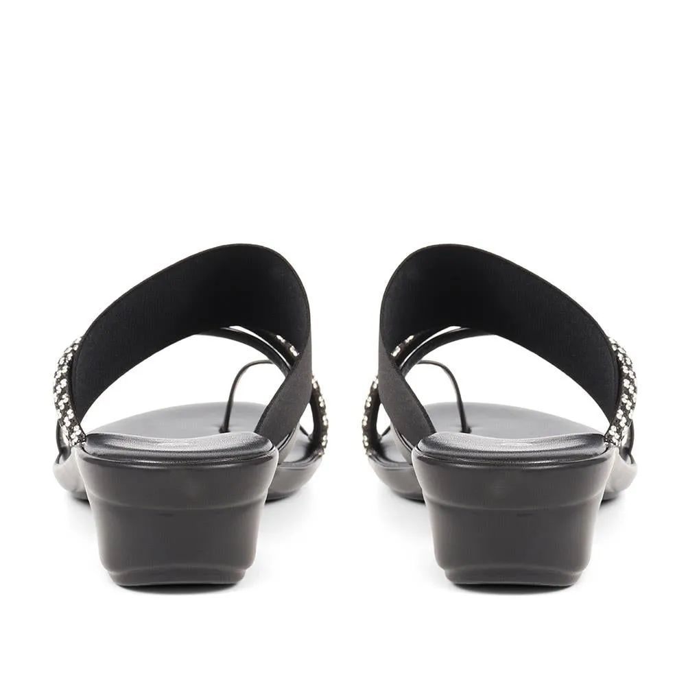 Smart Toe-Post Sandals - CLUBS37015 / 323 813
