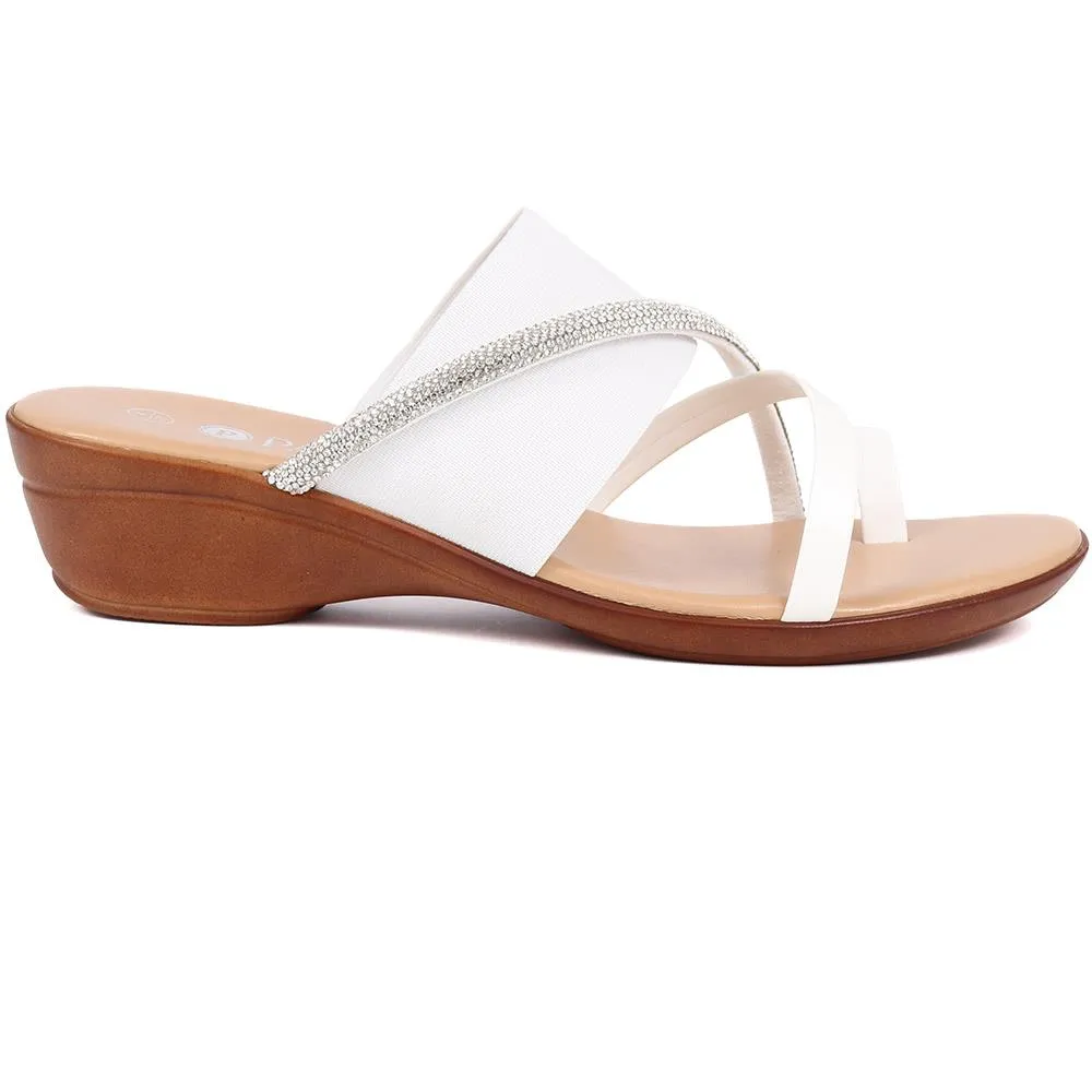 Smart Toe-Post Sandals - CLUBS37015 / 323 813